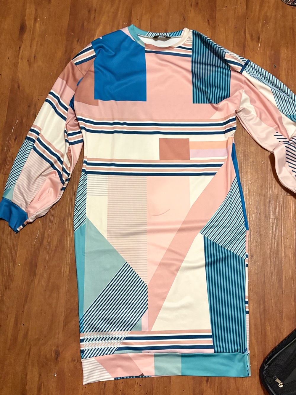 SHEIN Pink Blue Geometric Long Sleeve Dress